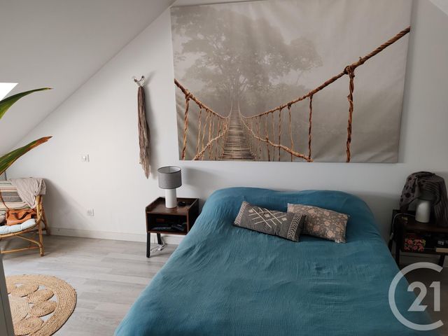 Maison &agrave; louer - 5 pi&egrave;ces - 92,22 m2 - St Pantaleon De Larche - 19 - LIMOUSIN