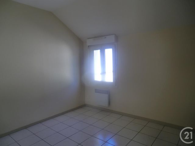 Appartement F3 &agrave; louer - 3 pi&egrave;ces - 59,11 m2 - Brive La Gaillarde - 19 - LIMOUSIN