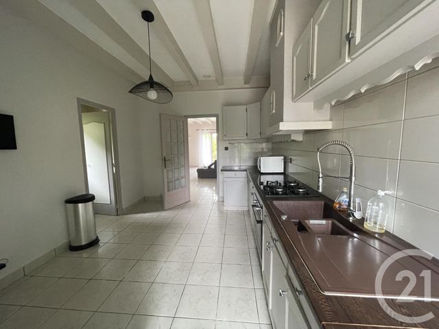 Maison &agrave; louer - 4 pi&egrave;ces - 103,41 m2 - Malemort - 19 - LIMOUSIN