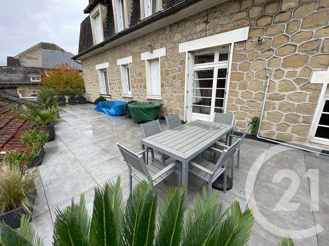 Appartement F4 &agrave; louer - 4 pi&egrave;ces - 91,86 m2 - Brive La Gaillarde - 19 - LIMOUSIN