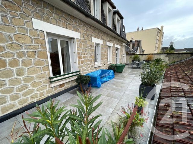 Appartement F4 &agrave; louer - 4 pi&egrave;ces - 91,86 m2 - Brive La Gaillarde - 19 - LIMOUSIN
