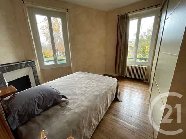 Appartement F4 &agrave; louer - 4 pi&egrave;ces - 91,86 m2 - Brive La Gaillarde - 19 - LIMOUSIN