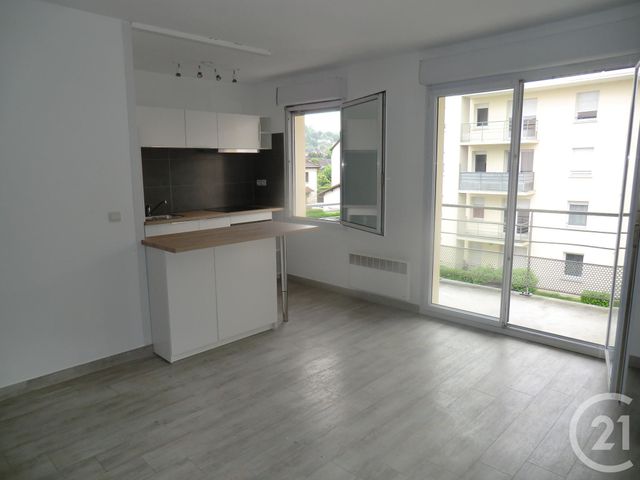 Appartement F2 &agrave; louer - 2 pi&egrave;ces - 51,79 m2 - Brive La Gaillarde - 19 - LIMOUSIN