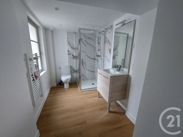 Appartement F2 bis &agrave; louer - 3 pi&egrave;ces - 60,96 m2 - Brive La Gaillarde - 19 - LIMOUSIN