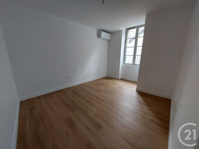 Appartement F2 bis &agrave; louer - 3 pi&egrave;ces - 60,96 m2 - Brive La Gaillarde - 19 - LIMOUSIN