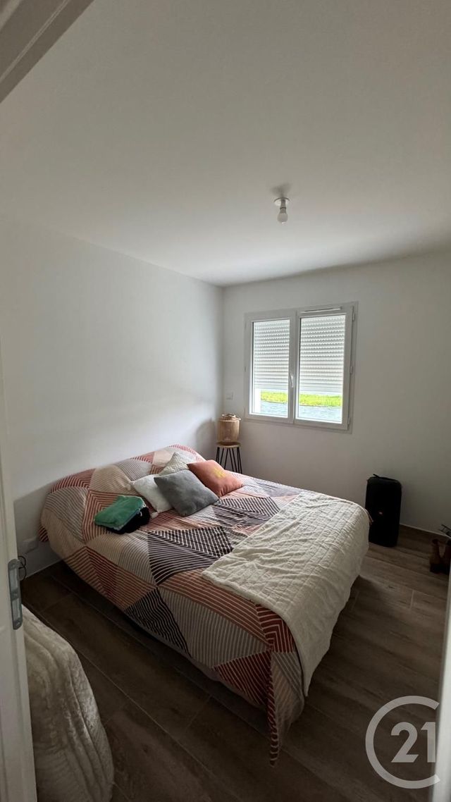 Maison &agrave; louer - 3 pi&egrave;ces - 78 m2 - Perpezac Le Noir - 19 - LIMOUSIN