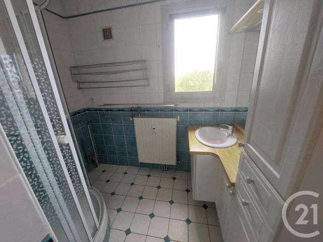 Appartement F3 &agrave; louer - 3 pi&egrave;ces - 90,03 m2 - Brive La Gaillarde - 19 - LIMOUSIN
