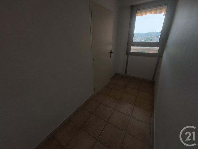 Appartement F3 &agrave; louer - 3 pi&egrave;ces - 90,03 m2 - Brive La Gaillarde - 19 - LIMOUSIN