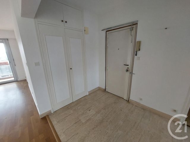 Appartement F3 &agrave; louer - 3 pi&egrave;ces - 90,03 m2 - Brive La Gaillarde - 19 - LIMOUSIN