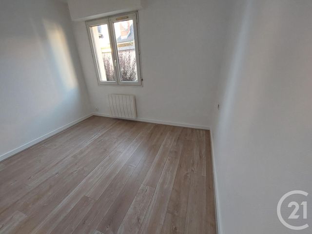 Appartement F3 &agrave; louer - 3 pi&egrave;ces - 64,80 m2 - Brive La Gaillarde - 19 - LIMOUSIN