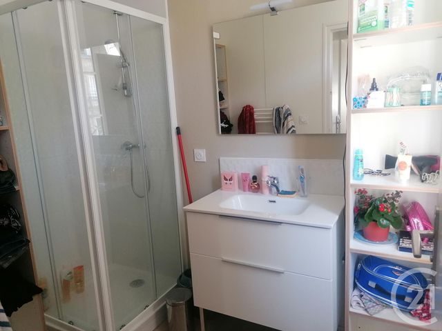 Appartement Studio &agrave; louer - 1 pi&egrave;ce - 20,01 m2 - Brive La Gaillarde - 19 - LIMOUSIN