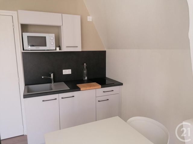 Appartement Studette &agrave; louer - 1 pi&egrave;ce - 19,50 m2 - Brive La Gaillarde - 19 - LIMOUSIN