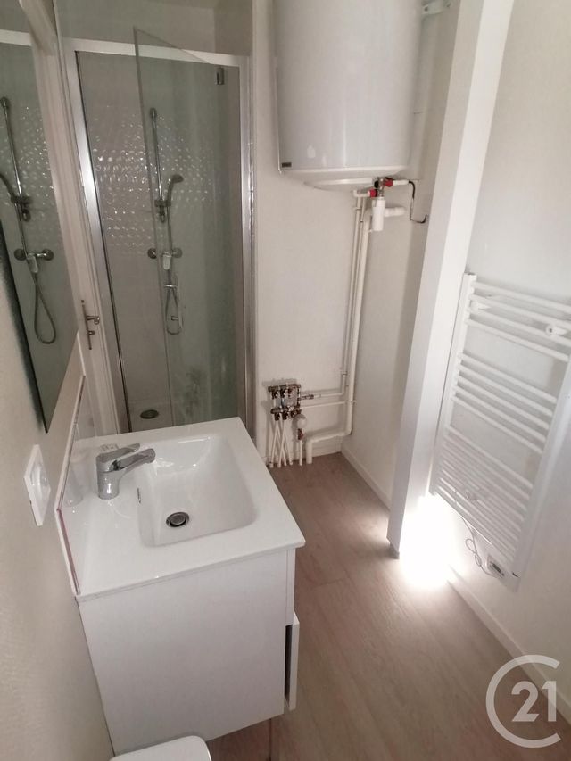 Appartement Studette &agrave; louer - 1 pi&egrave;ce - 19,50 m2 - Brive La Gaillarde - 19 - LIMOUSIN