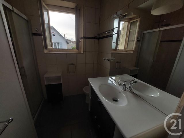 Maison &agrave; louer - 4 pi&egrave;ces - 102,06 m2 - Brive La Gaillarde - 19 - LIMOUSIN