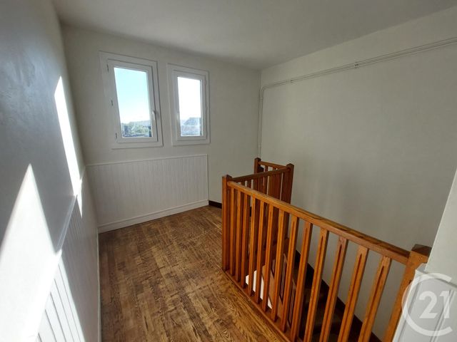 Appartement F4 &agrave; louer - 4 pi&egrave;ces - 77,30 m2 - Brive La Gaillarde - 19 - LIMOUSIN