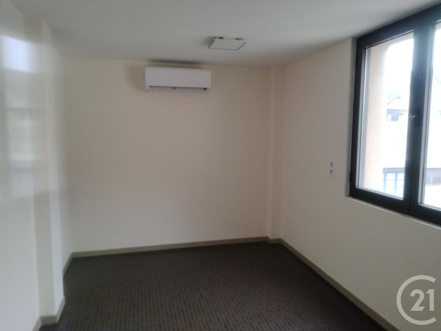Bureaux à louer - 12.6 m2 - 19 - Correze
