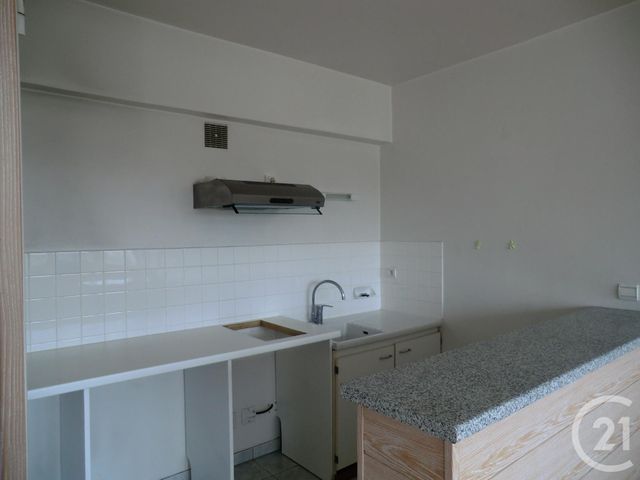 Appartement F2 &agrave; louer - 2 pi&egrave;ces - 47,49 m2 - Brive La Gaillarde - 19 - LIMOUSIN