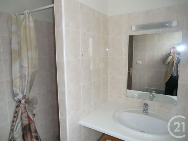 Appartement F3 &agrave; louer - 3 pi&egrave;ces - 61,04 m2 - Brive La Gaillarde - 19 - LIMOUSIN