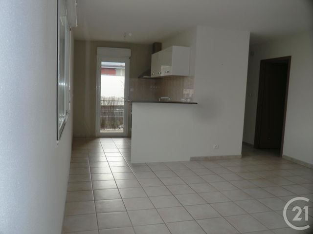 Appartement F3 &agrave; louer - 3 pi&egrave;ces - 61,04 m2 - Brive La Gaillarde - 19 - LIMOUSIN