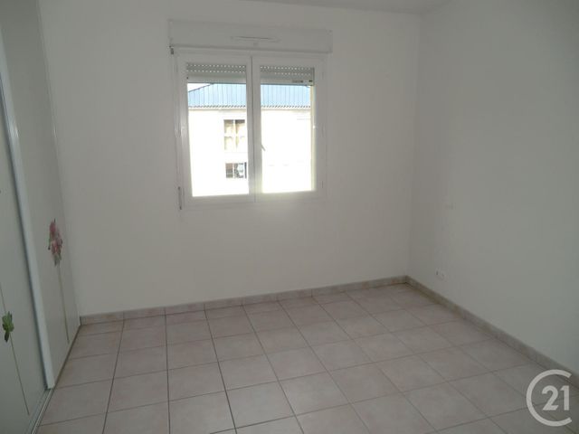 Appartement F3 &agrave; louer - 3 pi&egrave;ces - 61,04 m2 - Brive La Gaillarde - 19 - LIMOUSIN