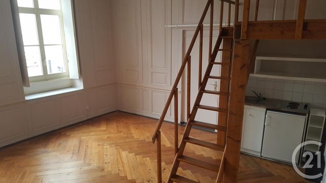 Appartement &agrave; louer - 2 pi&egrave;ces - 33 m2 - Lons Le Saunier - 39 - FRANCHE-COMTE