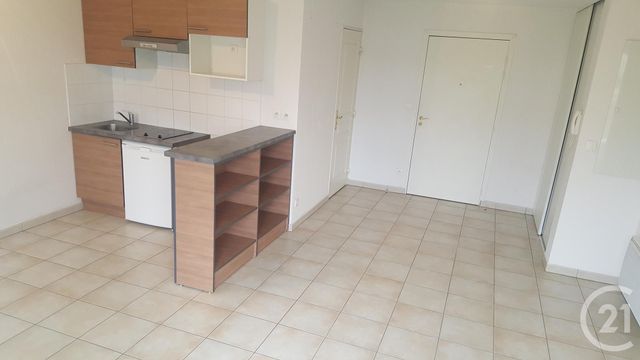 Appartement Studio &agrave; louer - 1 pi&egrave;ce - 31,76 m2 - Lons Le Saunier - 39 - FRANCHE-COMTE