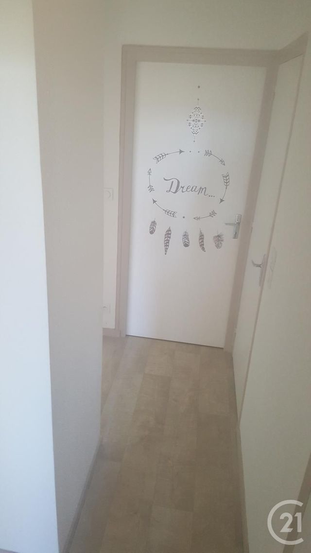 Appartement à louer - 2 pièces - 35,50 m2 - Lons Le Saunier - 39 - FRANCHE-COMTE