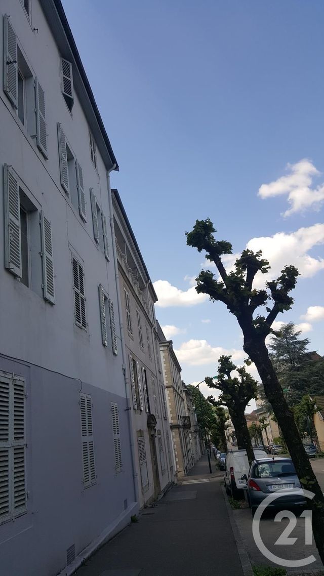 Appartement à louer - 2 pièces - 35,50 m2 - Lons Le Saunier - 39 - FRANCHE-COMTE