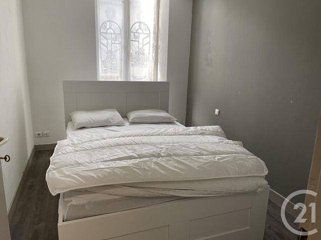 Appartement &agrave; louer - 3 pi&egrave;ces - 51,37 m2 - Lons Le Saunier - 39 - FRANCHE-COMTE