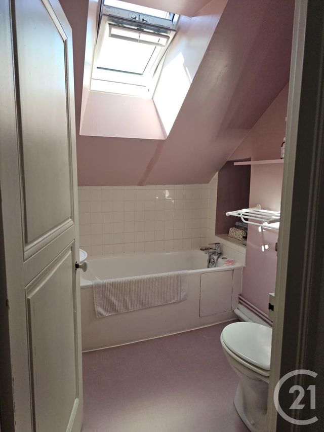 Appartement T3 &agrave; vendre - 3 pi&egrave;ces - 46,76 m2 - Lons Le Saunier - 39 - FRANCHE-COMTE