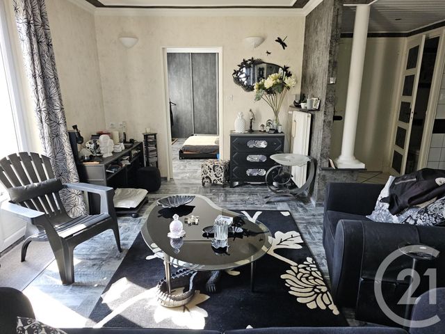 Appartement T3 &agrave; vendre - 5 pi&egrave;ces - 72,51 m2 - Lons Le Saunier - 39 - FRANCHE-COMTE