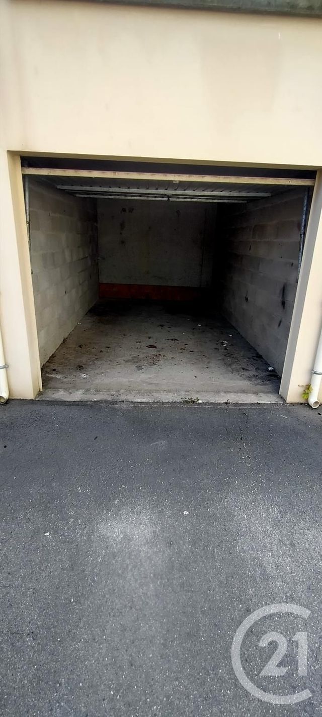 Appartement &agrave; louer - 5 pi&egrave;ces - 103,53 m2 - Lons Le Saunier - 39 - FRANCHE-COMTE