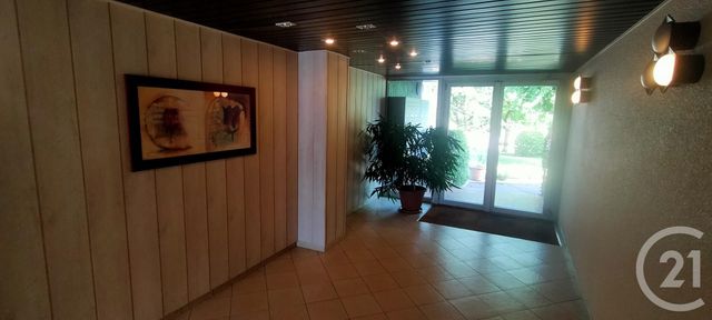 Appartement &agrave; louer - 5 pi&egrave;ces - 103,53 m2 - Lons Le Saunier - 39 - FRANCHE-COMTE