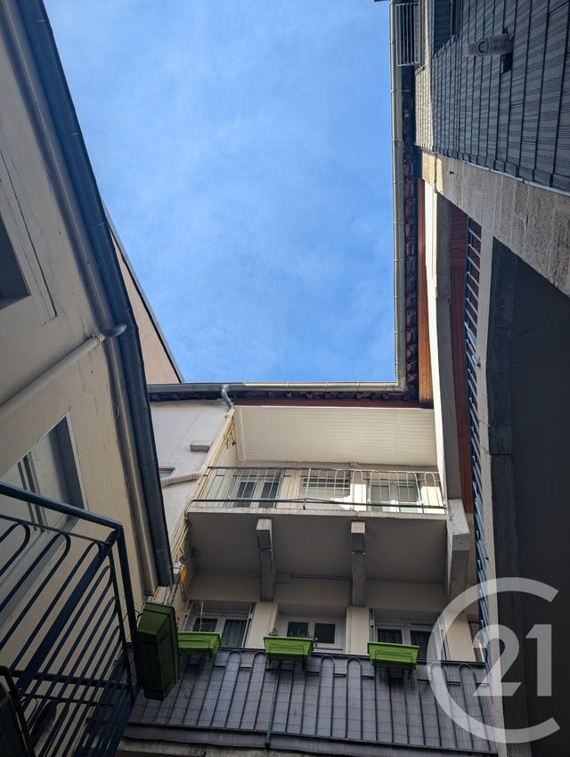 Appartement F3 &agrave; vendre - 3 pi&egrave;ces - 86,67 m2 - Lons Le Saunier - 39 - FRANCHE-COMTE