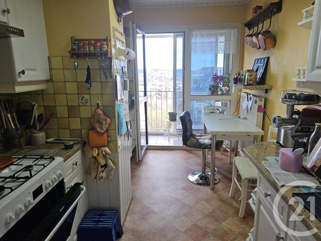Appartement T4 &agrave; vendre - 4 pi&egrave;ces - 80,55 m2 - Lons Le Saunier - 39 - FRANCHE-COMTE