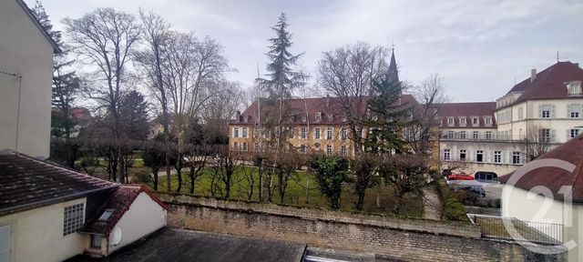 Appartement T3 &agrave; vendre - 3 pi&egrave;ces - 84,31 m2 - Lons Le Saunier - 39 - FRANCHE-COMTE
