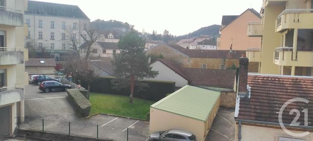 Appartement T3 &agrave; vendre - 3 pi&egrave;ces - 84,31 m2 - Lons Le Saunier - 39 - FRANCHE-COMTE