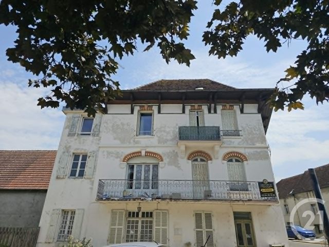 Immeuble à vendre MONTMOROT