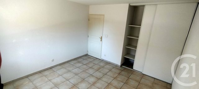 Appartement &agrave; louer - 3 pi&egrave;ces - 52,78 m2 - Lons Le Saunier - 39 - FRANCHE-COMTE