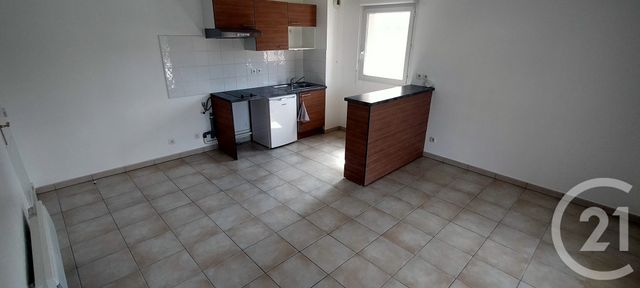 Appartement &agrave; louer - 2 pi&egrave;ces - 38,54 m2 - Lons Le Saunier - 39 - FRANCHE-COMTE