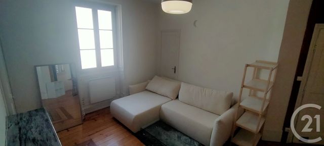 Appartement &agrave; louer - 2 pi&egrave;ces - 56,77 m2 - Lons Le Saunier - 39 - FRANCHE-COMTE