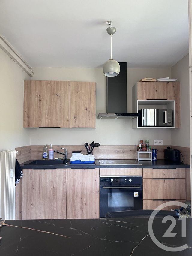 Appartement &agrave; vendre - 3 pi&egrave;ces - 55,92 m2 - Lons Le Saunier - 39 - FRANCHE-COMTE