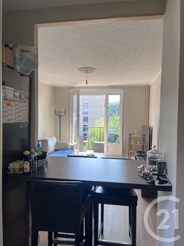 Appartement &agrave; vendre - 3 pi&egrave;ces - 55,92 m2 - Lons Le Saunier - 39 - FRANCHE-COMTE