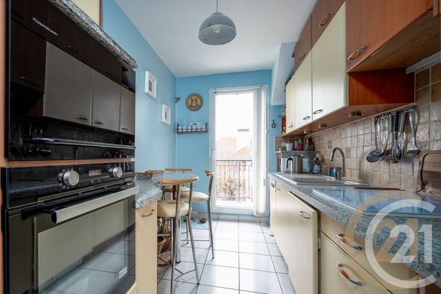 Appartement Duplex &agrave; vendre - 5 pi&egrave;ces - 91,58 m2 - Yerres - 91 - ILE-DE-FRANCE