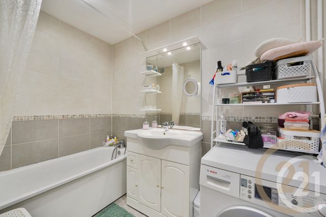 Appartement à vendre - 4 pièces - 81,62 m2 - Yerres - 91 - ILE-DE-FRANCE