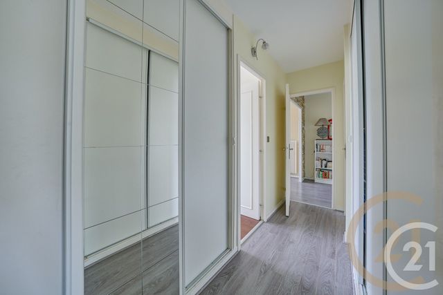 Appartement F3 à vendre - 3 pièces - 66 m2 - Yerres - 91 - ILE-DE-FRANCE