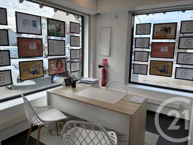 Divers &agrave; louer - 55 m2 - Quincy Sous Senart - 91 - ILE-DE-FRANCE