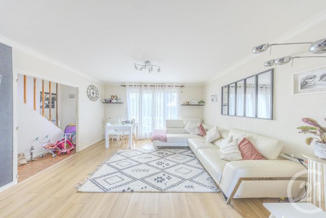 Maison à vendre - 9 pièces - 195 m2 - Vigneux Sur Seine - 91 - ILE-DE-FRANCE