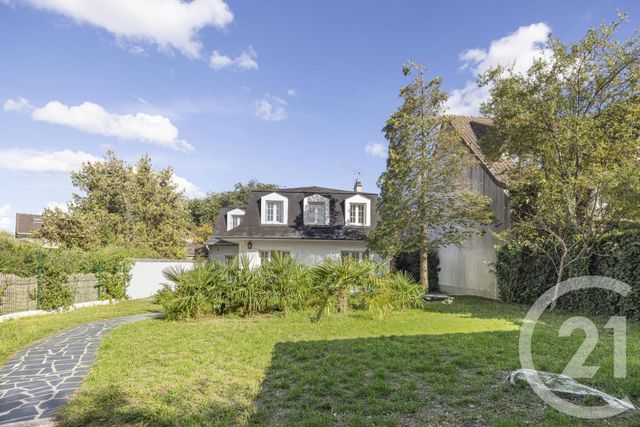 Maison à vendre - 7 pièces - 157 m2 - Vigneux Sur Seine - 91 - ILE-DE-FRANCE