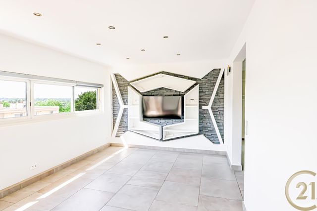 Appartement F4 à vendre - 4 pièces - 83,41 m2 - Yerres - 91 - ILE-DE-FRANCE